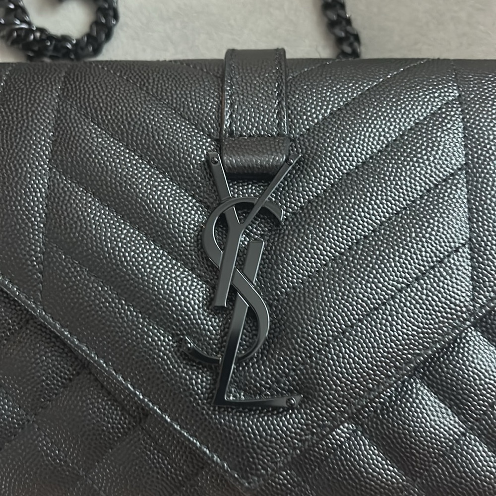 Saint Laurent Black Quilted Leather envelope Bag - Picture 7 of 8